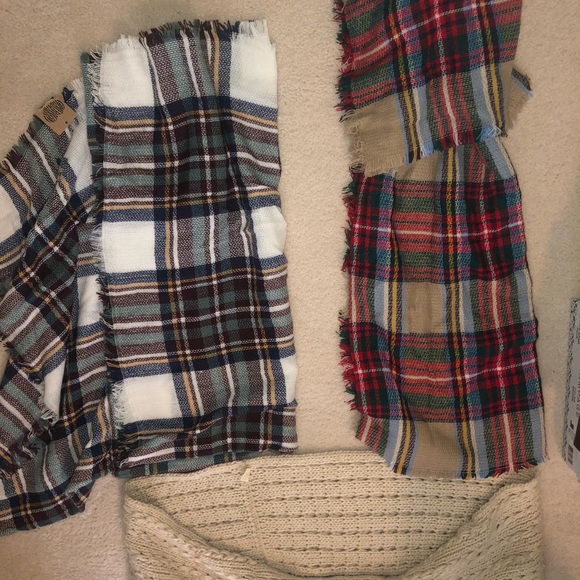 Scarves - Picture 2 of 2